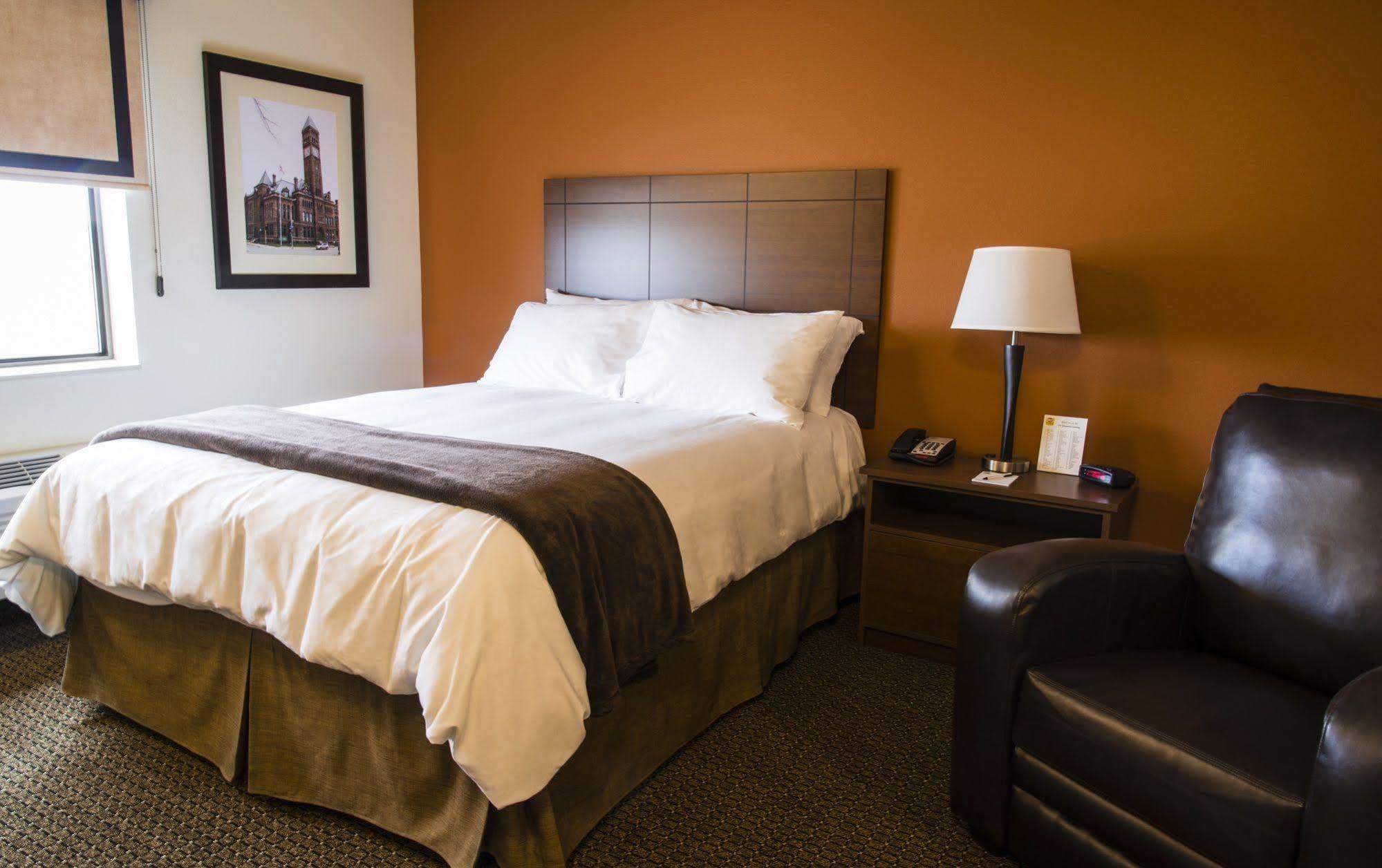 Mainstay Suites ספוקיין ואלי מראה חיצוני תמונה